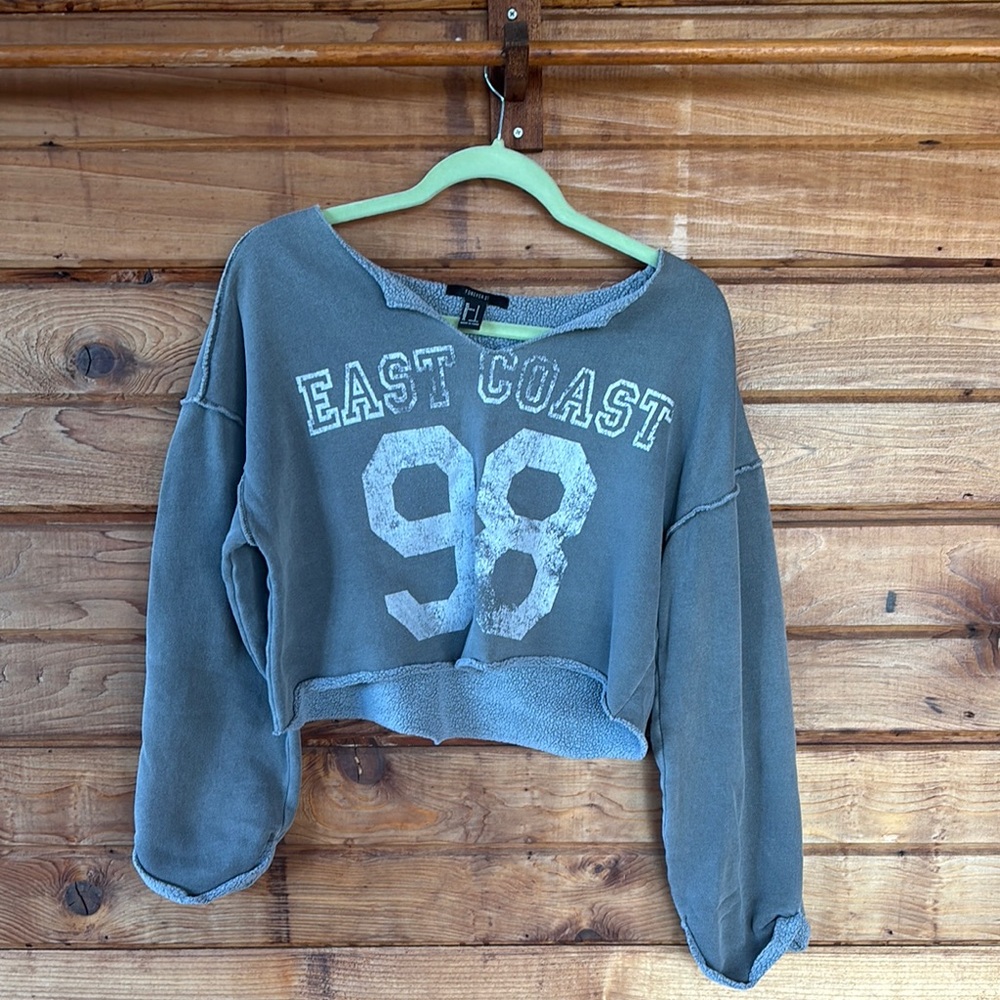 Forever 21 East Coast 98 Gray Women's Cropped Pullover